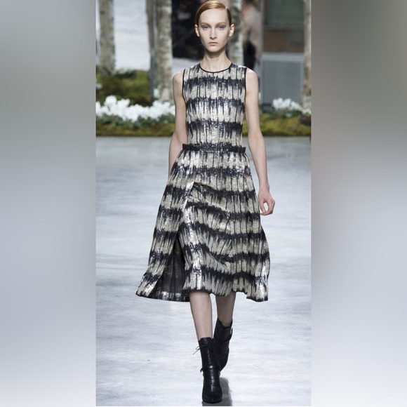 HUGO BOSS 2014 FW Runway Edition designed by Jason Wu Pleated Black Gold Dress 6 - Picture 1 of 17
